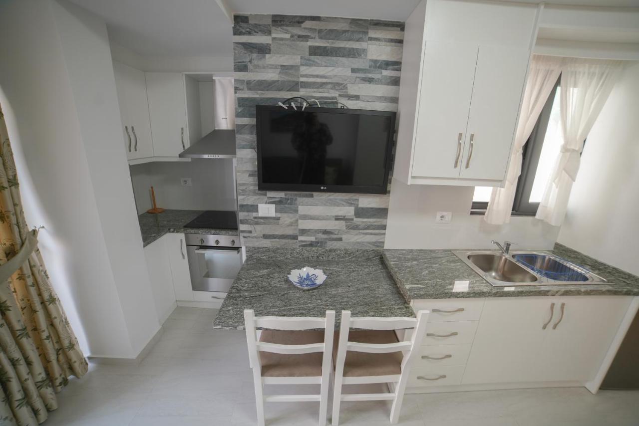 City Glow Apartments Sarandë Eksteriør bilde