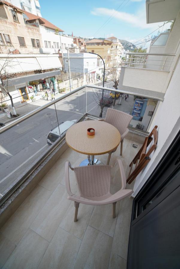 City Glow Apartments Sarandë Eksteriør bilde