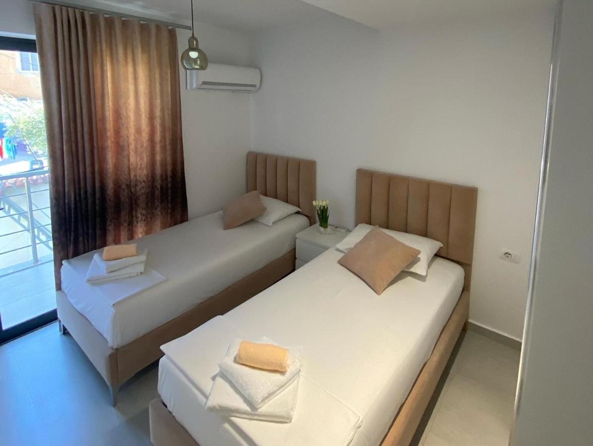 City Glow Apartments Sarandë Eksteriør bilde