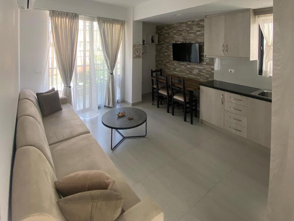 City Glow Apartments Sarandë Eksteriør bilde