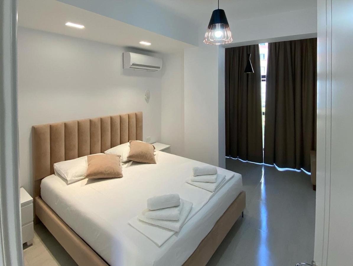 City Glow Apartments Sarandë Eksteriør bilde